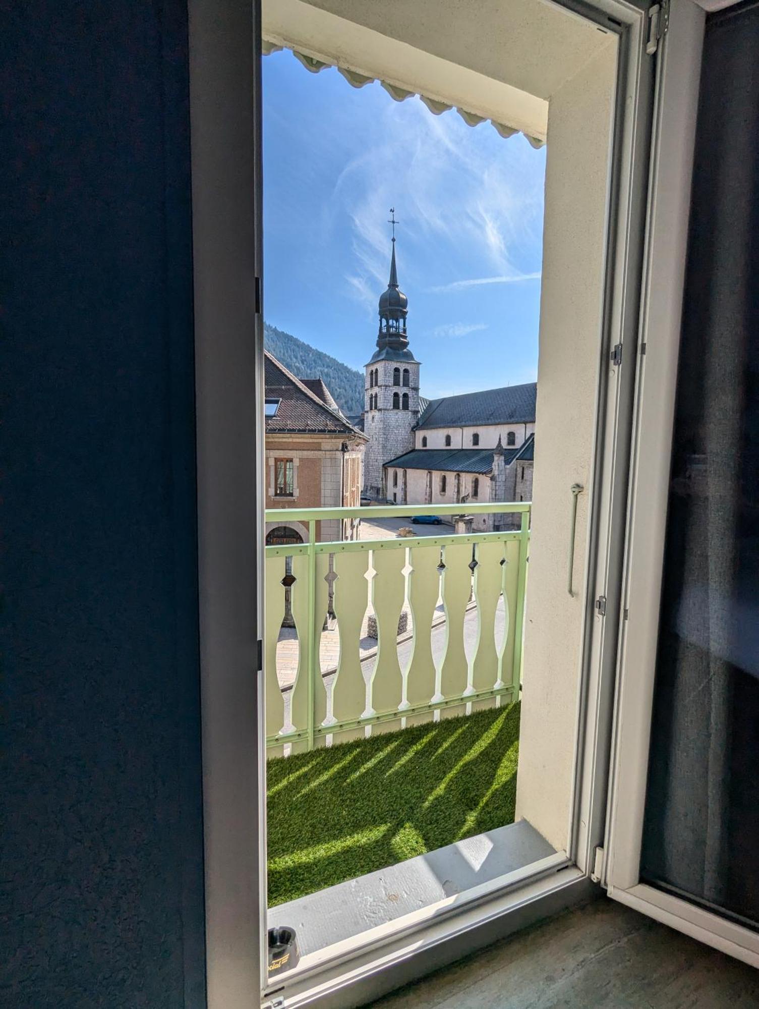 Du Midi Hotel Thones