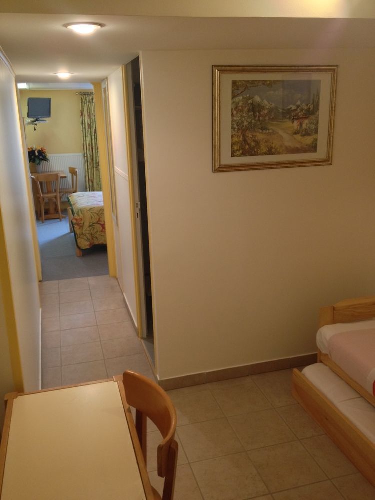 Du Midi Hotel